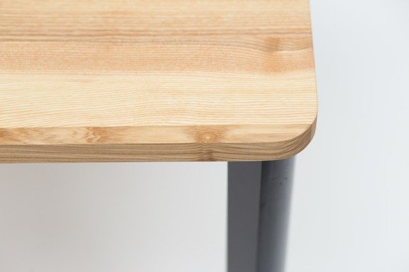 TRIVENTI Ashwood Dining Table 80x80cm - Black Round Legs